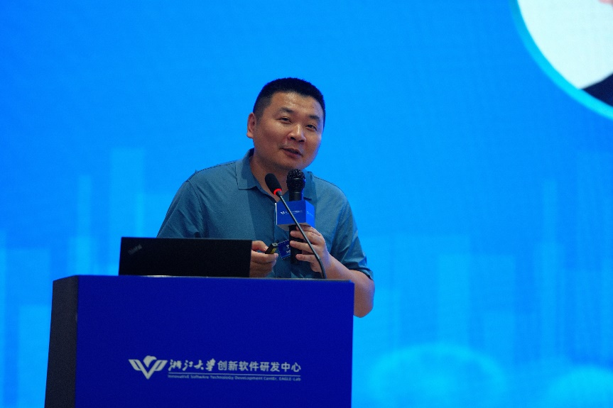 王子威同学作多模态智能体研究报告